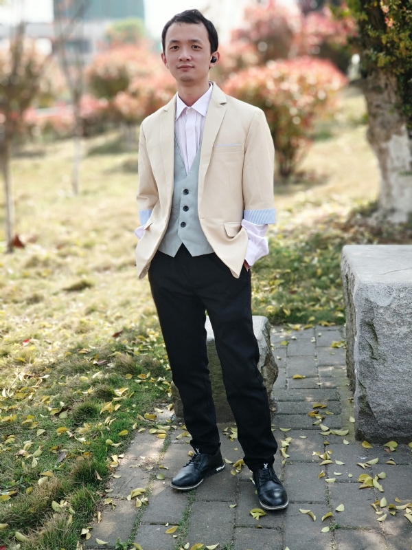 四叶草的第一张照片--平顶山相亲服务中心