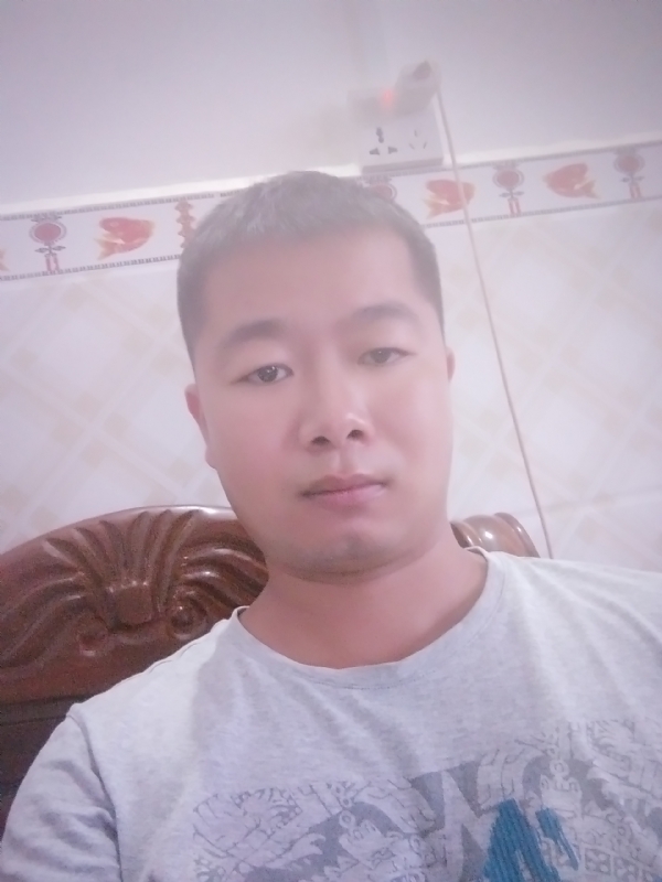 心雨的第一张照片--平顶山相亲服务中心