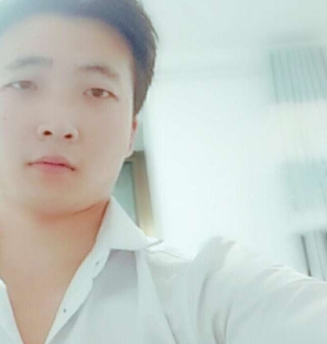 华英雄的第一张照片--平顶山相亲服务中心