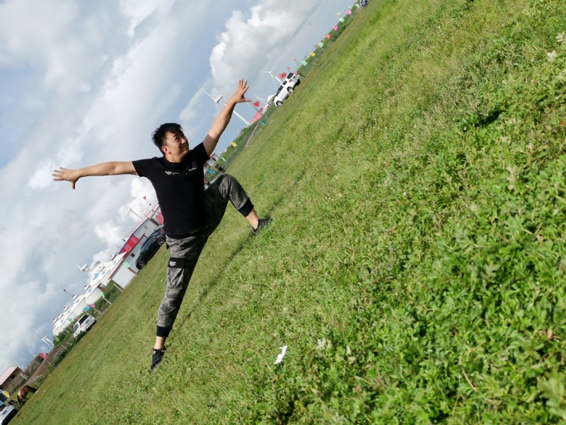 舞者的第一张照片--平顶山相亲服务中心