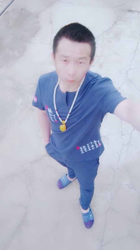 一叶之秋的第一张照片--平顶山相亲服务中心