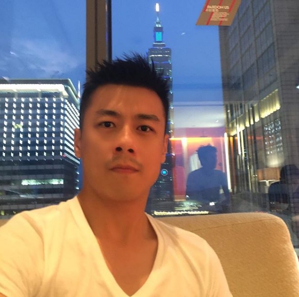 zhanglun的第一张照片--平顶山相亲服务中心