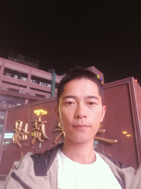 重庆小林的第一张照片--平顶山相亲服务中心