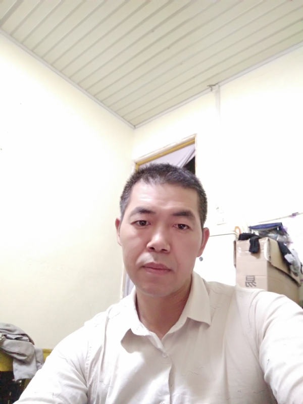 为伊消得人憔悴的第一张照片--平顶山相亲服务中心