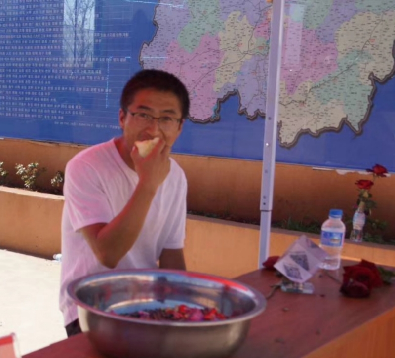 寻水的第一张照片--平顶山相亲服务中心