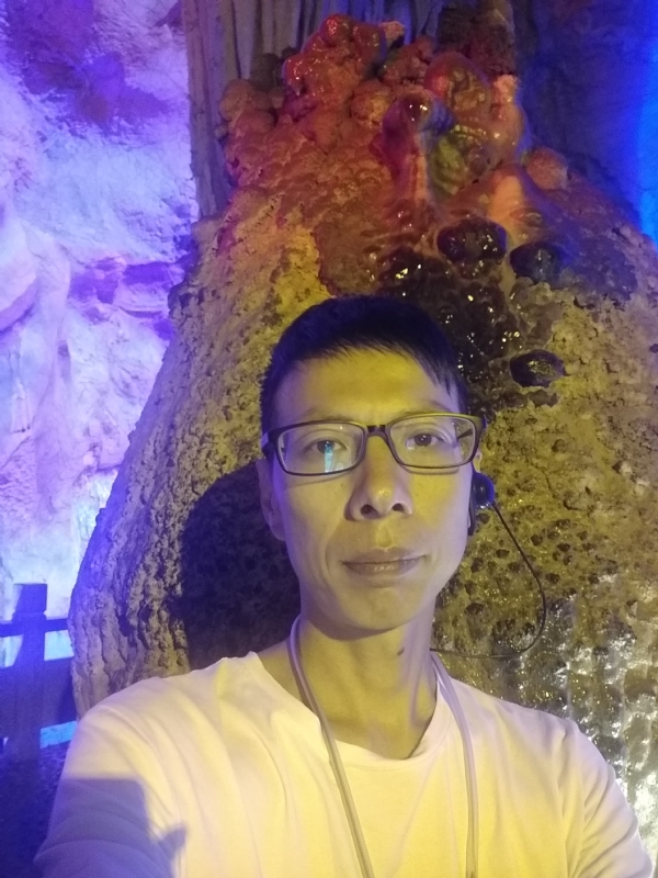 红叶的第一张照片--平顶山相亲服务中心