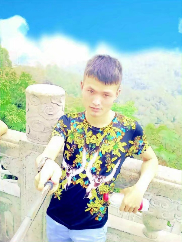 孤独王者元首的第一张照片--平顶山相亲服务中心