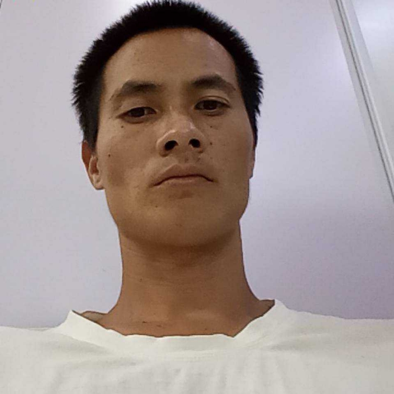 孤独的第一张照片--平顶山相亲服务中心