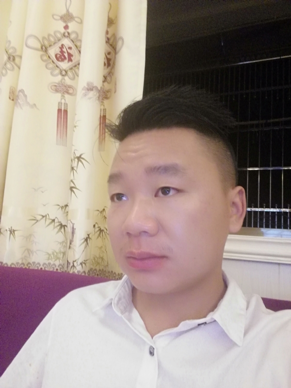 王梓林的第一张照片--平顶山相亲服务中心