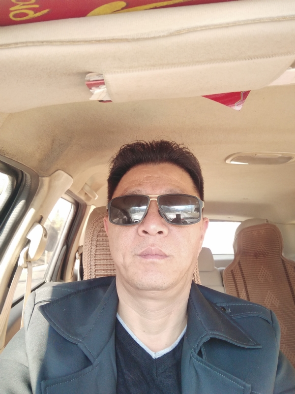 傲骨寒梅的第一张照片--平顶山相亲服务中心