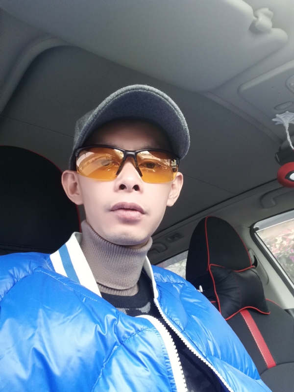 愿得一人心的第一张照片--平顶山相亲服务中心