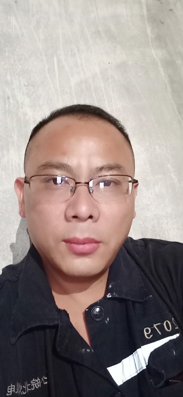 知足常乐的第一张照片--平顶山相亲服务中心