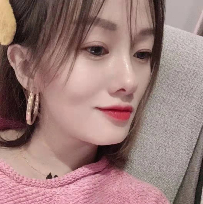 微醺的笑容的第一张照片--平顶山相亲服务中心