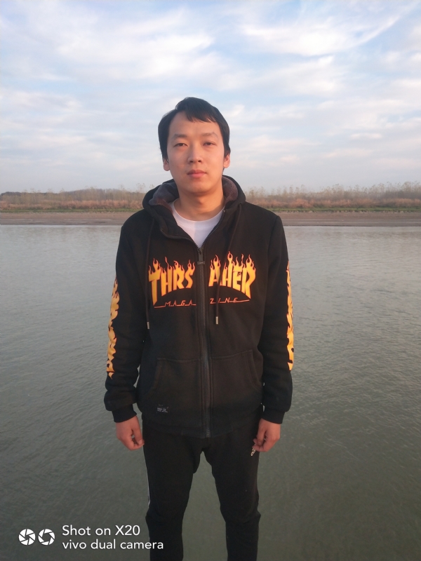 一往情深的第一张照片--平顶山相亲服务中心