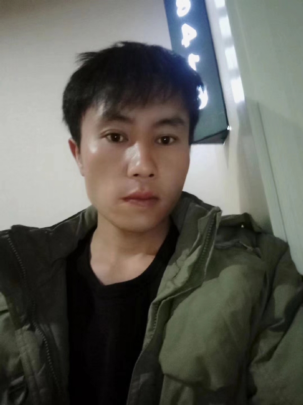 槑头槑脑的第一张照片--平顶山相亲服务中心