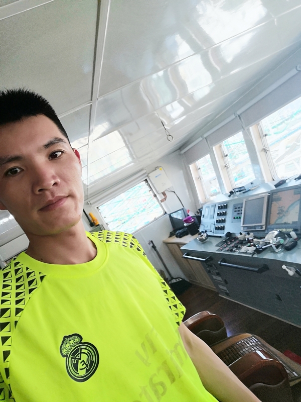 眼里都是你的第一张照片--平顶山相亲服务中心