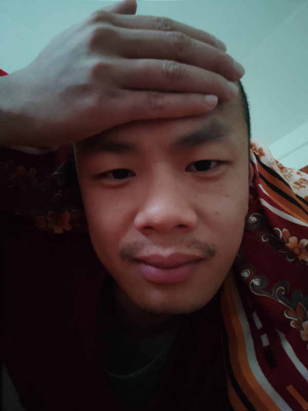 开心鬼在哪呢的第一张照片--平顶山相亲服务中心