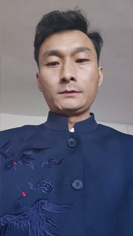 逆袭的小老鼠～龙long的第一张照片--平顶山相亲服务中心