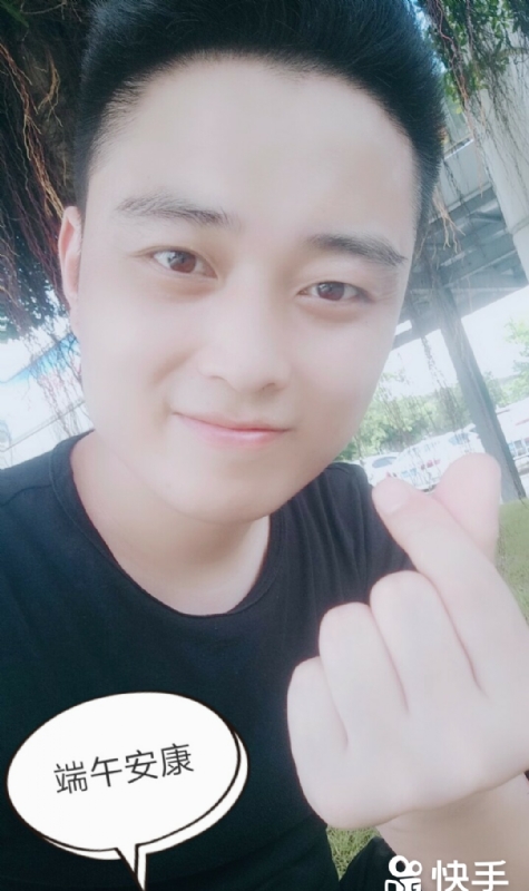 温暖的陈公子的第一张照片--平顶山相亲服务中心