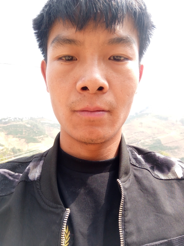 唐伟的第一张照片--平顶山相亲服务中心