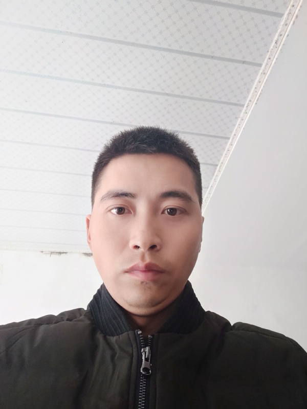 远望星空的第一张照片--平顶山相亲服务中心