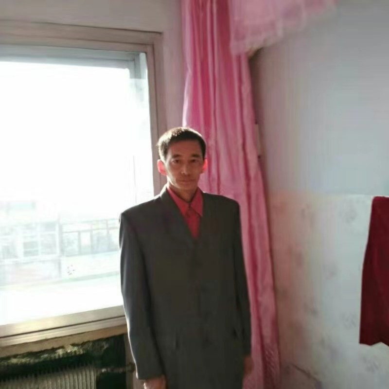 阳光明媚的第一张照片--平顶山相亲服务中心