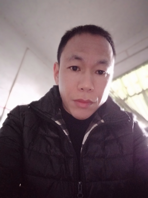 相信真爱的第一张照片--平顶山相亲服务中心