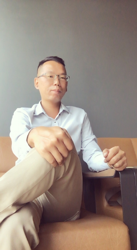 LI的第一张照片--平顶山相亲服务中心