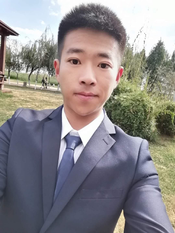 昌先生的第一张照片--平顶山相亲服务中心