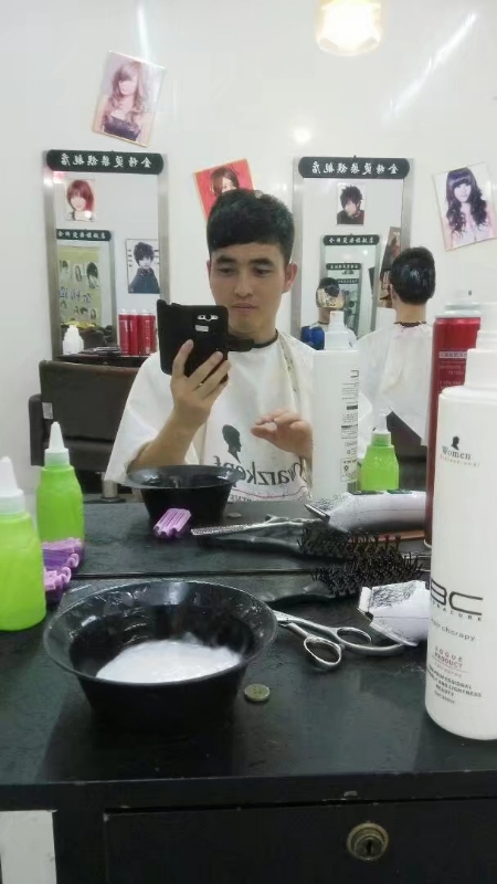 牛郎的第二张照片--平顶山相亲服务中心