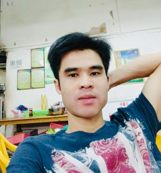 Huang的第一张照片--平顶山相亲服务中心