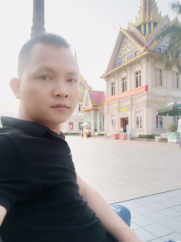 漂泊者的第一张照片--平顶山相亲服务中心