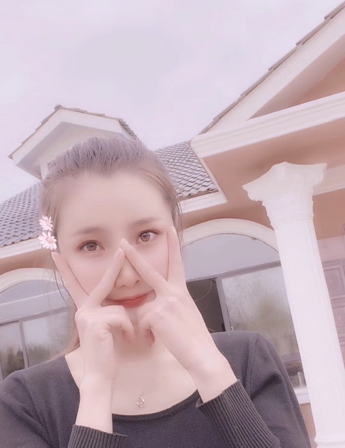 小媛的第一张照片--平顶山相亲服务中心