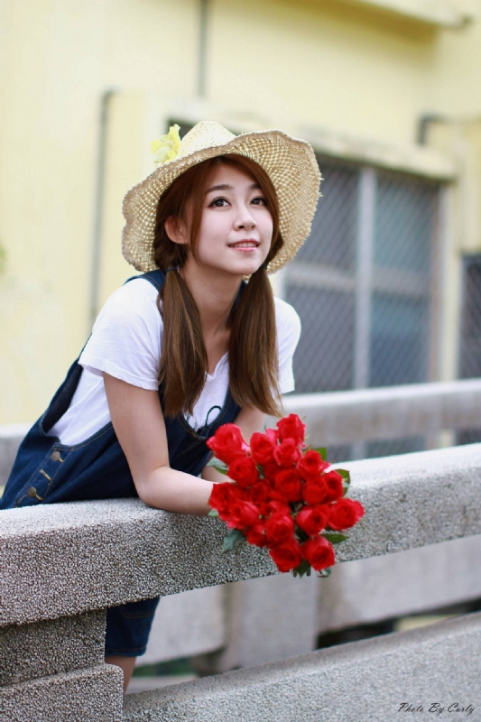 阳光朵朵的第一张照片--平顶山相亲服务中心