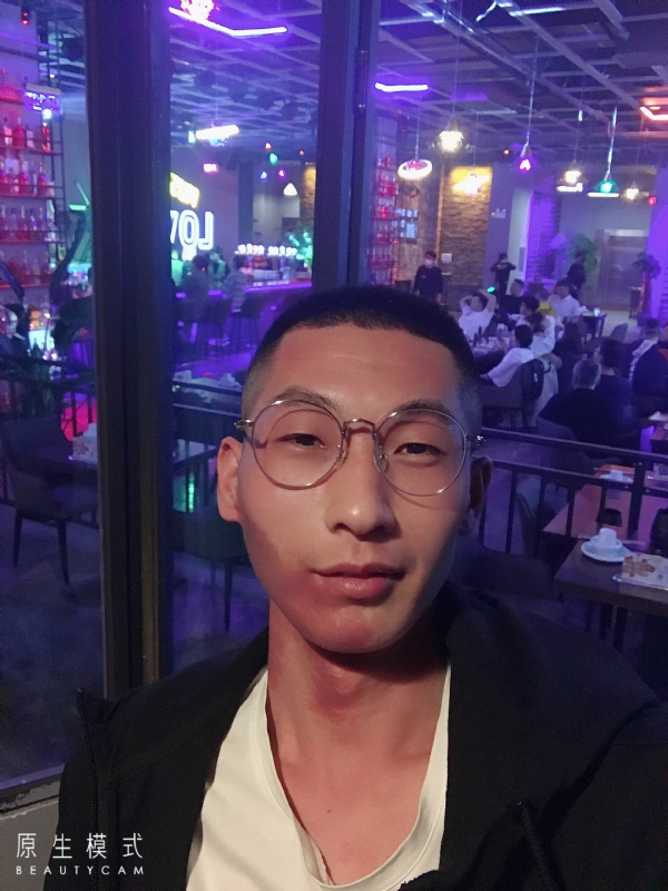 东北小伙的第一张照片--平顶山相亲服务中心