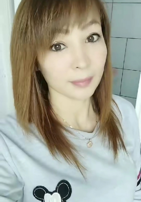 魅力白玲的第一张照片--平顶山相亲服务中心