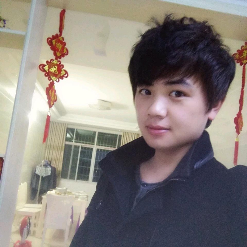 凤凰机器人卡卡老师的第一张照片--平顶山相亲服务中心