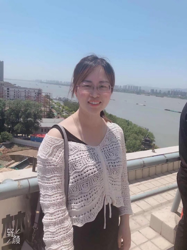 随缘的第一张照片--平顶山相亲服务中心