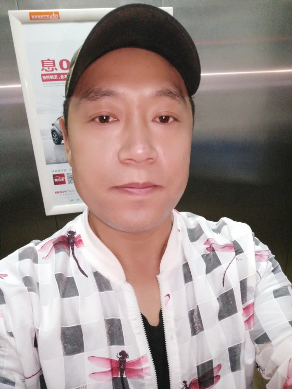 hainy的第一张照片--平顶山相亲服务中心