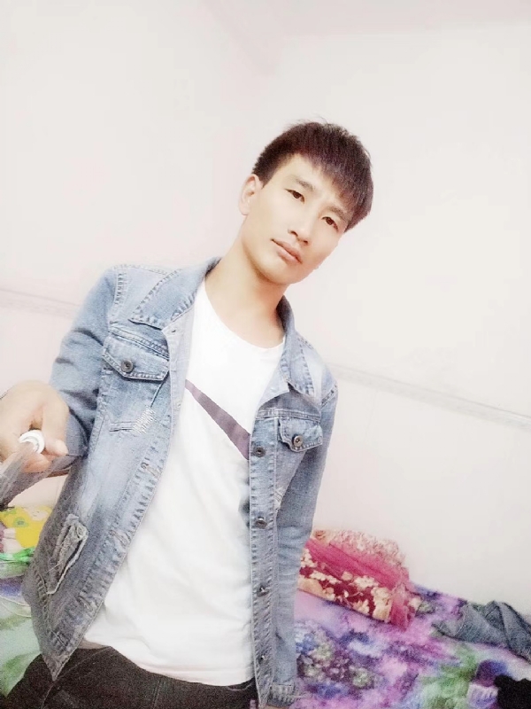 心好痛的第一张照片--平顶山相亲服务中心