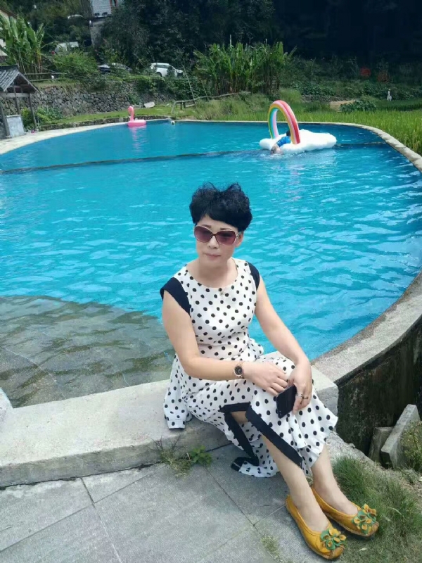 守望幸福的第一张照片--平顶山相亲服务中心