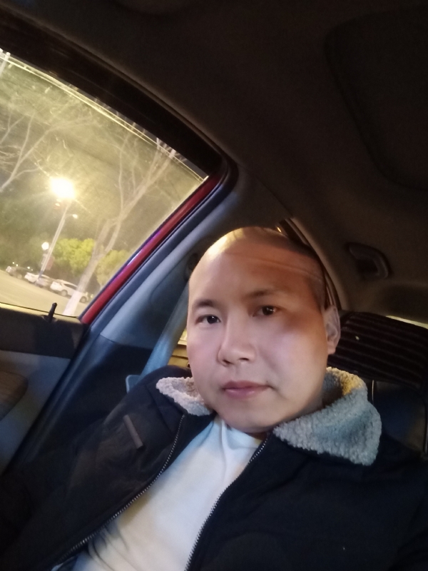 平平淡淡的第二张照片--平顶山相亲服务中心