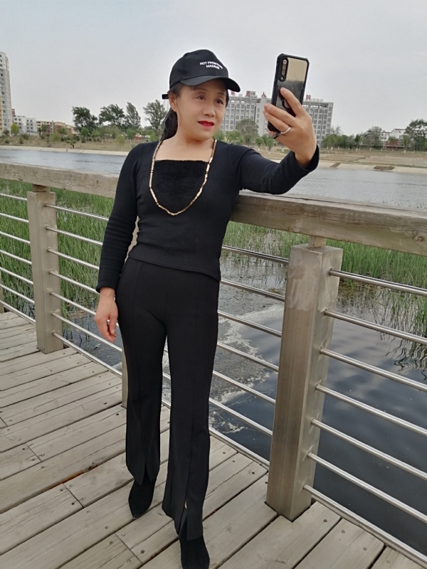 阳光你好的第四张照片--平顶山相亲服务中心