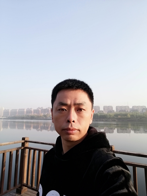 蓝颜的第一张照片--平顶山相亲服务中心