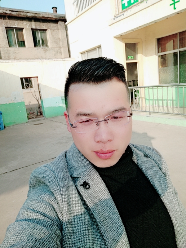 舍得的第一张照片--平顶山相亲服务中心