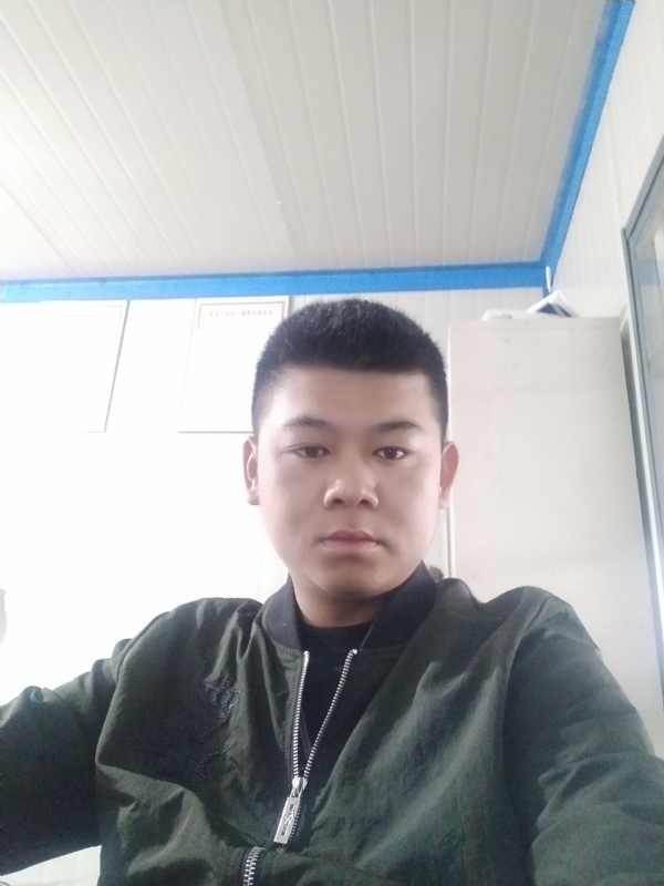 少校的第一张照片--平顶山相亲服务中心