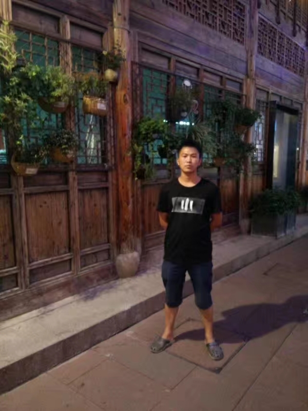 回忆的第一张照片--平顶山相亲服务中心