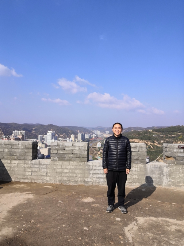 人间不值得的第一张照片--平顶山相亲服务中心