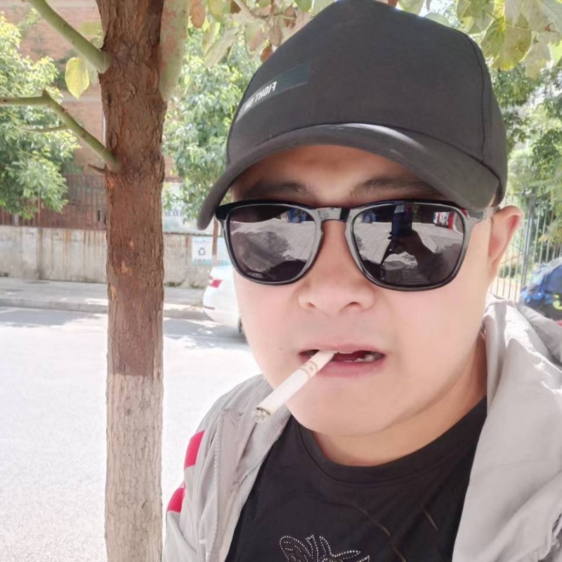 瞄小七的第一张照片--平顶山相亲服务中心