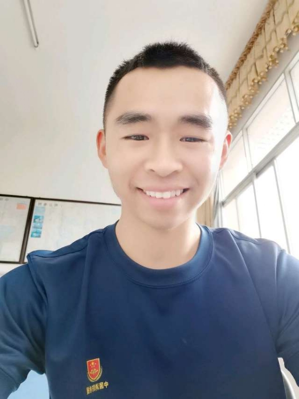 超超的第一张照片--平顶山相亲服务中心